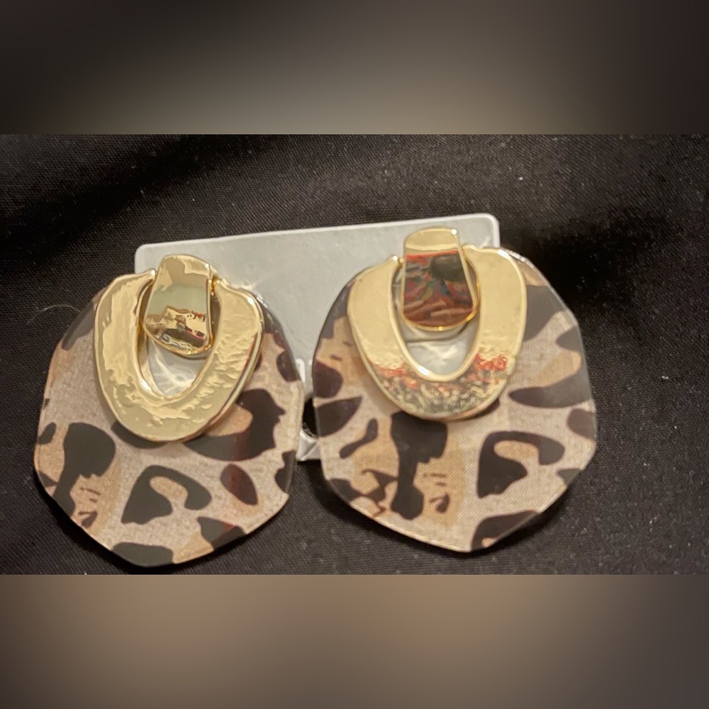 Chicos Animal print earrings